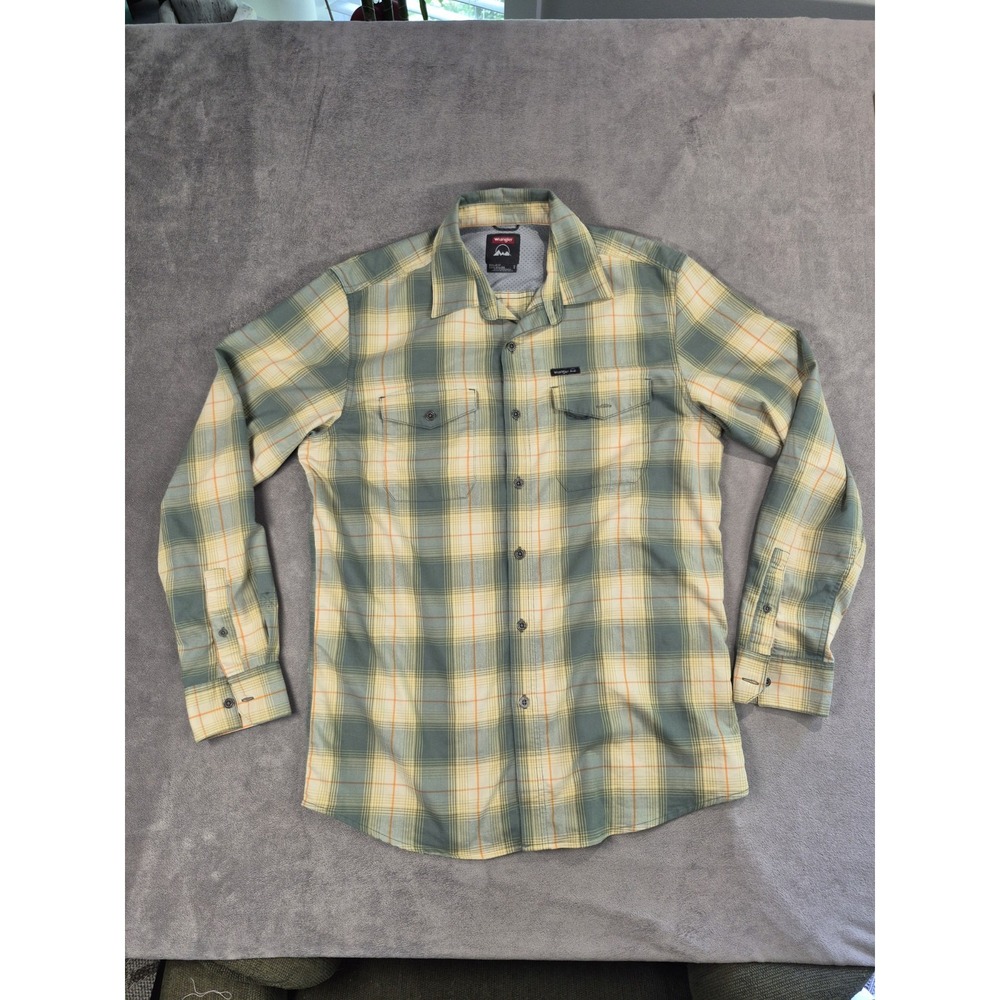 Wrangler Plaid Shirt Mens L Vented Button Up Roll Tab Sleeves Regular Fit Medium